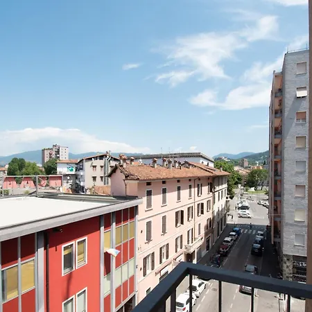 Trilocale Piazza Della Repubblica - F&l 아파트